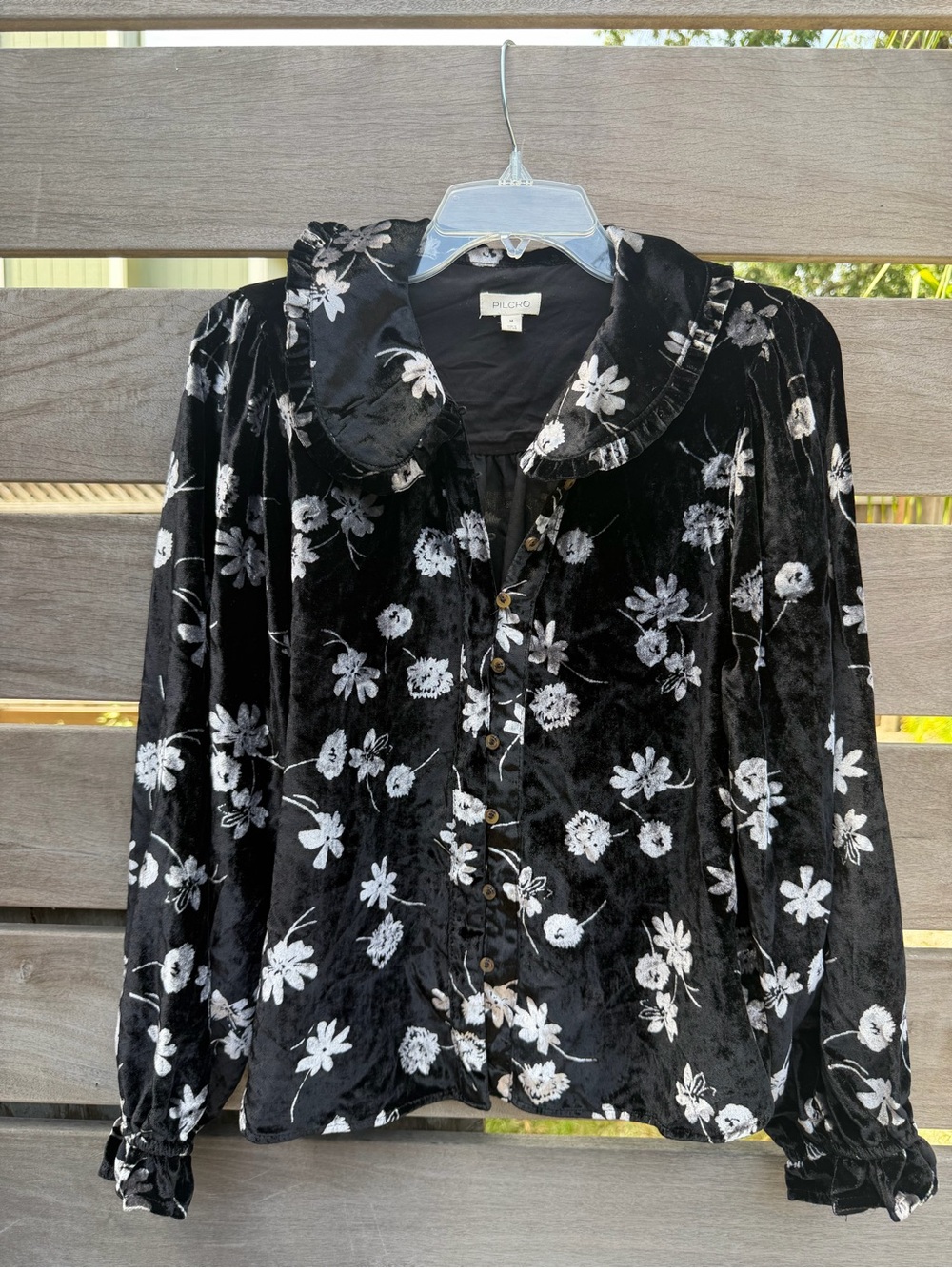 Pilcro Anthropologie Black Floral Velvet Ruffle Collar Blouse Medium